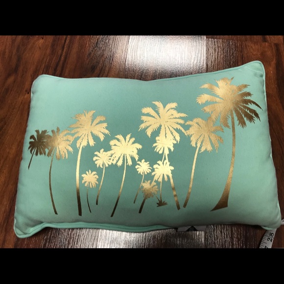 Decorative pillows 🎈 - Picture 4 of 7